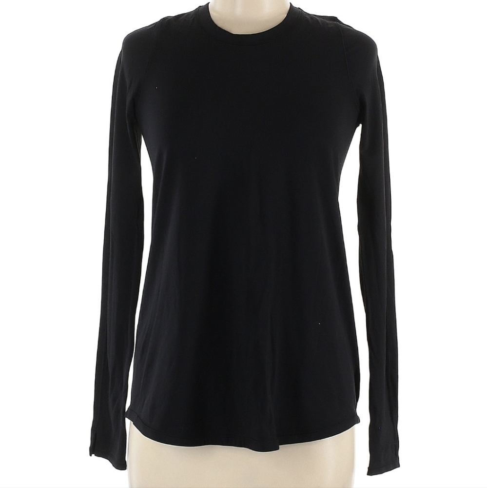 Lululemon Athletica long sleeve